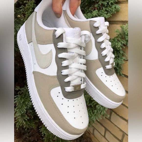 Nike brown Air Force 1 - Picture 2 of 2